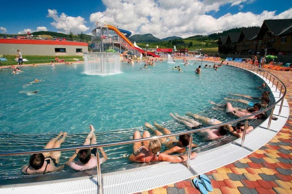 Apartman Liptov - Hotel Bešeňová Екстериор снимка