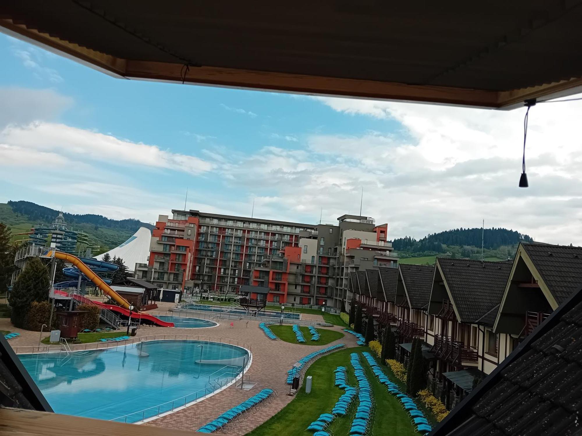 Apartman Liptov - Hotel Bešeňová Екстериор снимка